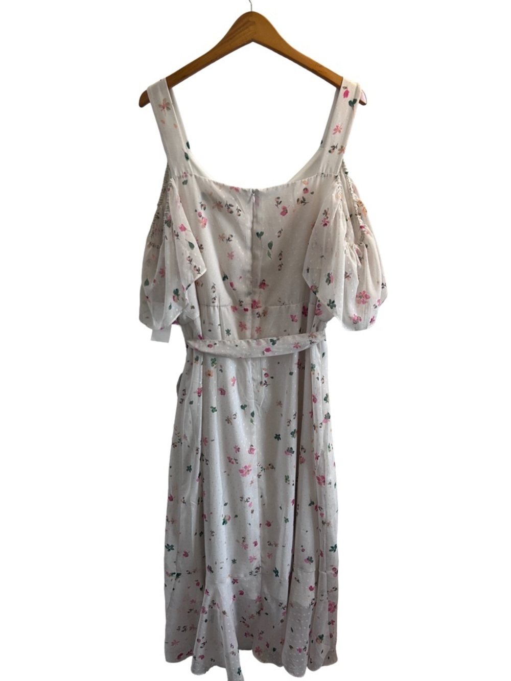 🌸NWT Melonie T Romanic Floral Cold-Shoulder Feminine Maxi Dress in White 22W - Picture 3 of 6